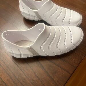 Sperry White Top Slider water shoes